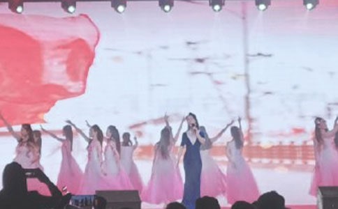 “話劇表演”走進(jìn)美術(shù)課