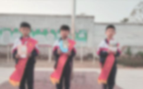 區(qū)經(jīng)濟工作總結(jié)表彰大會報告