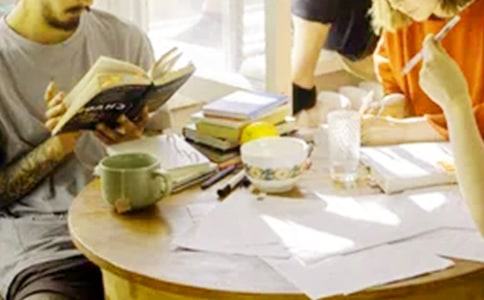 大學(xué)生創(chuàng)業(yè)計(jì)劃書融資計(jì)劃