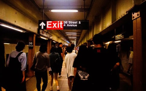 ���Fվ����