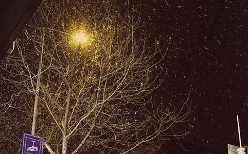 描寫冬天雪景的句子