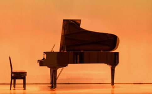 淺談少兒鋼琴教學(xué)中逆向思維的訓(xùn)練