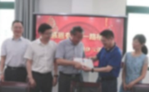 �g�͕��߄���