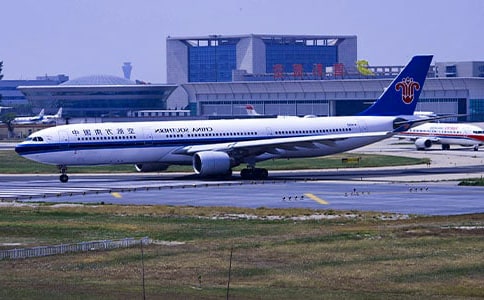 �ڙC������(x��)���3ƪ