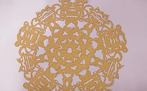 幼兒課堂論文:民間剪紙藝術(shù)