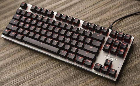 �����I�P�ӿ�оƬ��һ�NCPLD���F����