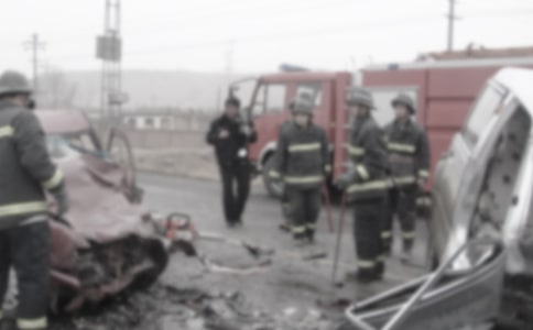 ��ͨ�¹��J(r��n)������(f��)����Ո��