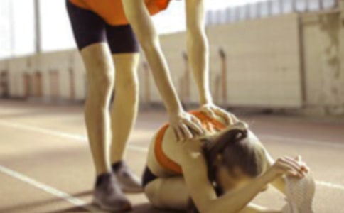 [��]�{У�̾����˹������Y(ji��)12ƪ