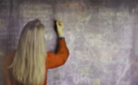 【精華】教師辭職報(bào)告匯編八篇