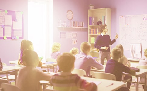 提高“兩課”教學(xué)的網(wǎng)絡(luò)信息化水平