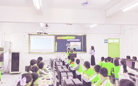 高中美術(shù)教學(xué)工作總結(jié)