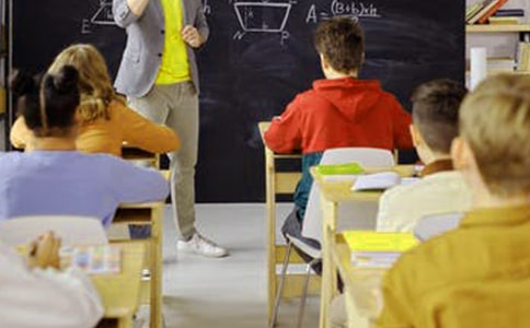 政府辦公室主任保先教育自我評(píng)價(jià)材料