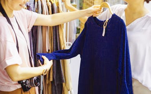 ����(j��ng)�䣩�д���������