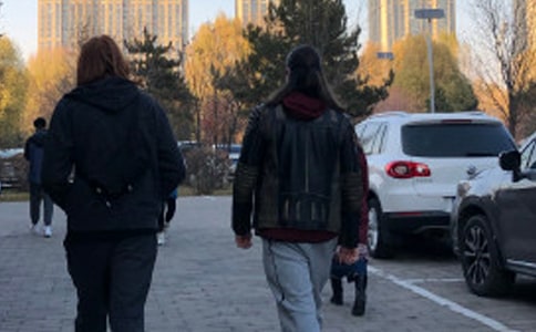 ���M(f��i)��W(xu��)��(y��ng)����x���н����(w��)�C(j��)��(g��u)