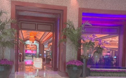 ����Ժ��һ��ӷ���