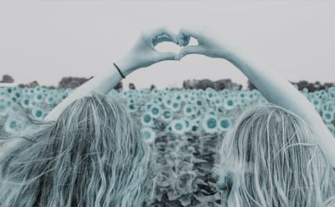 �����̿�Ů���ӵľ��ӣ����x380�䣩