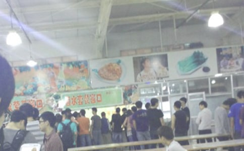 小學(xué)食堂食品衛(wèi)生安全自查報(bào)告