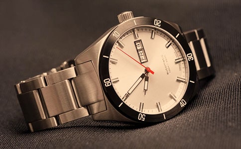 傾聽手表的聲音作文