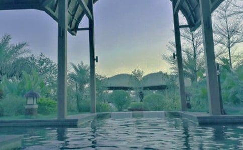 日月谷溫泉作文