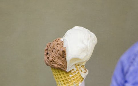 詩(shī)歌《夏天的歌》活動(dòng)反思