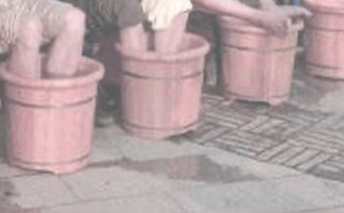 Ů�������B(y��ng)������������(bi��o)�Z�����x340�䣩