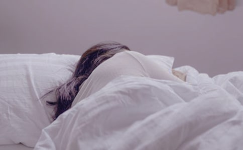 �P������������