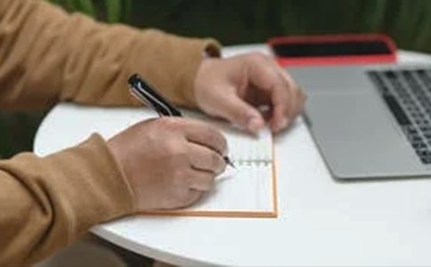 三個(gè)和尚續(xù)集作文700字